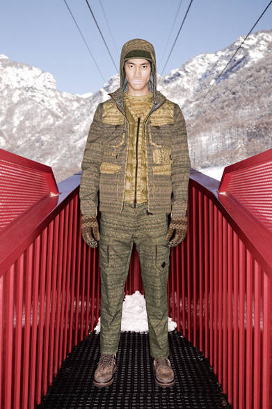 <strong>MONCLER W｜モンクレール W</strong>　2013-14年秋冬コレクション　VELTRO 38万100円