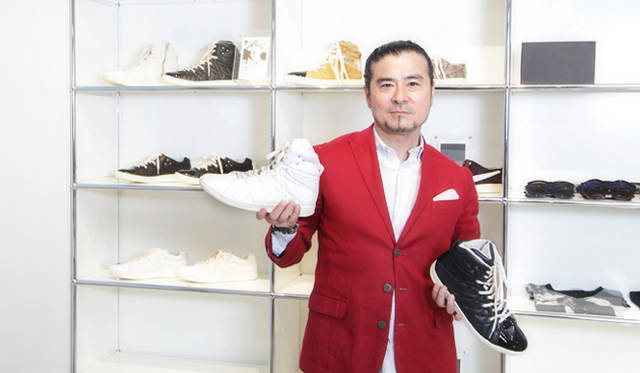 デザイナーの小此木達也氏