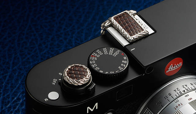 <strong>JAY TSUJIMURA｜ジェイ・ツジムラ</strong>　新型ライカ Leica M240 専用のドレスアップジュエリー「Mr. M for Leica M240」　エスプレッソ リザード