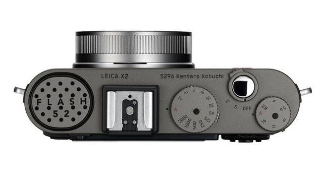 <strong>Leica｜ライカ</strong>　小渕健太郎（コブクロ）とのコラボレーションによるライカX2の特別限定モデル「ライカX2 5296 Kentaro Kobuchi Edition」　