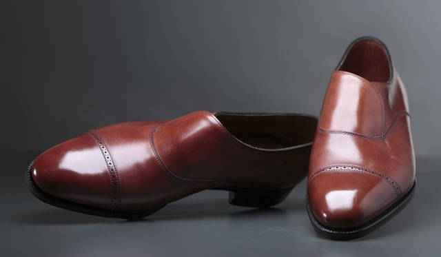 <strong>JOHN LOBB｜ジョンロブ</strong>　「PHILIP II LOAFER（フィリップ 2 ローファー）」