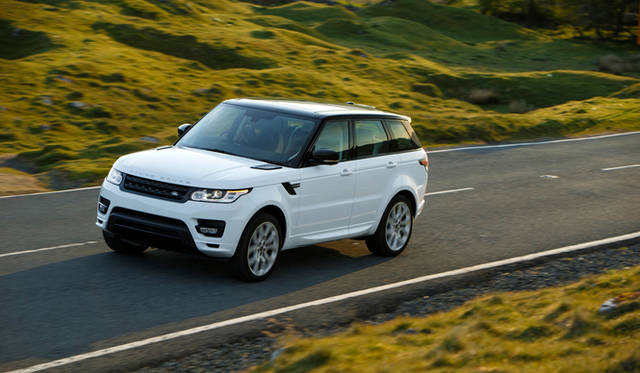 最高出力375kW（510ps）、最大トルク625Nmを発生する5リッターV型8気筒スーパーチャージドエンジン