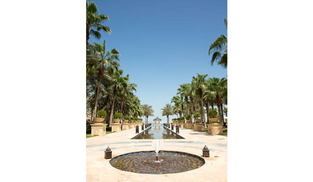 「セレブリティーズ」からの景色