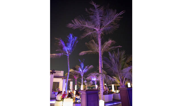 ドバイで一番ホットなバー「ジェッティー・ラウンジ」