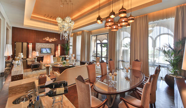 ダイニングエリアもある