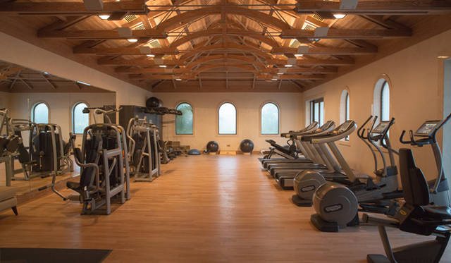 フィットネスセンター