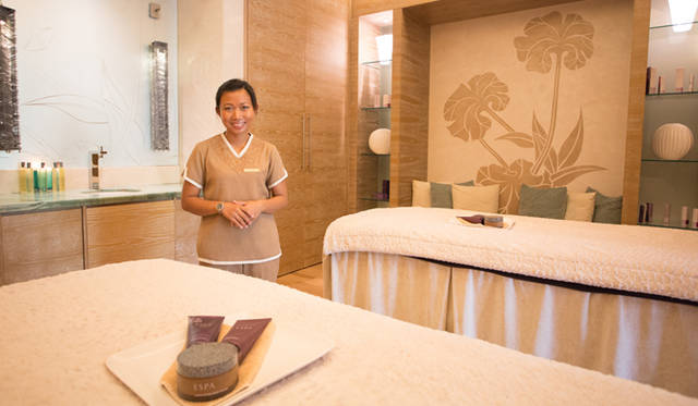 カップル用のスパ・トリートメント・スイート