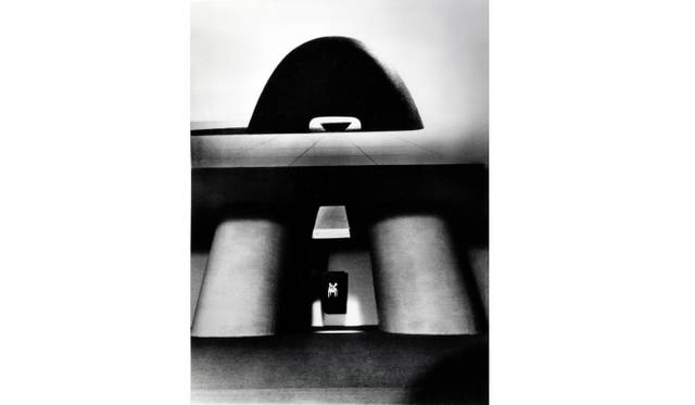 <strong>ART｜広島市現代美術館で『サイト－場所の記憶、場所の力－』展</strong>　イサム・ノグチ《広島の原爆死没者慰霊碑》（模型）1952、Photo by Isamu Noguchi, courtesy of TheNoguchi Museum, New York