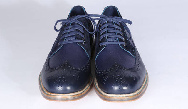 <strong>ISETAN MEN’S｜伊勢丹</strong>　2013-14年秋冬靴コレクション　靴4万7250円（コール ハーン／伊勢丹新宿店メンズ館）