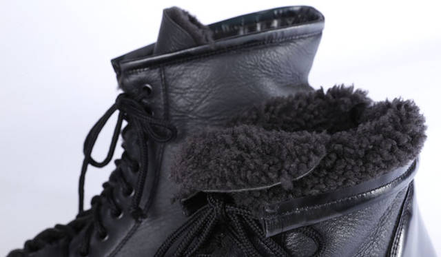 <strong>ISETAN MEN’S｜伊勢丹</strong>　2013-14年秋冬靴コレクション　ブーツ9万3450円（ラパーロ／伊勢丹新宿店メンズ館）