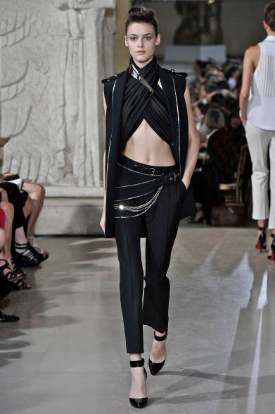 <strong>BOUCHRA JARRAR｜ブシュラ・ジャラール</strong>　2013年秋冬オートクチュールコレクション