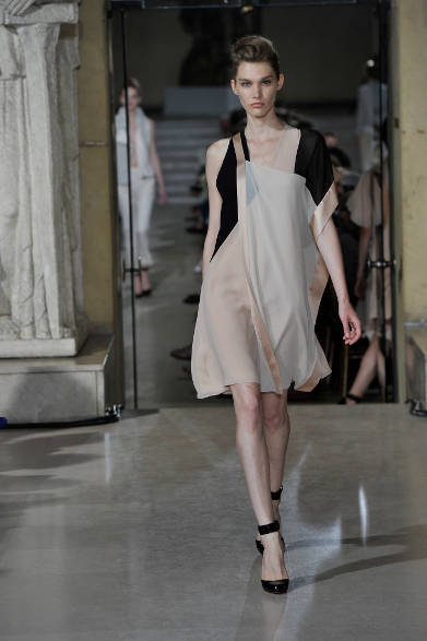 <strong>BOUCHRA JARRAR｜ブシュラ・ジャラール</strong>　2013年秋冬オートクチュールコレクション