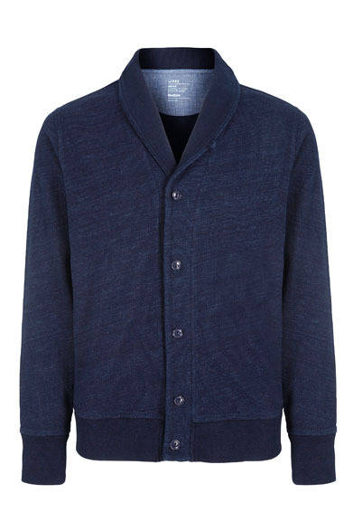 <strong>GAP｜ギャップ</strong>　プレミアムインディゴデニムコレクション「INDIGO STORY」　Indigo Shawl Collar Fleece 9900円