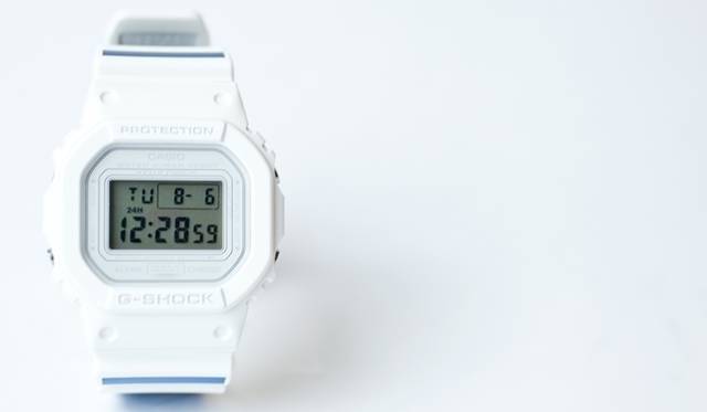 G-SHOCK×BAND OF OUTSIDERSの限定ウオッチ 1万8900円