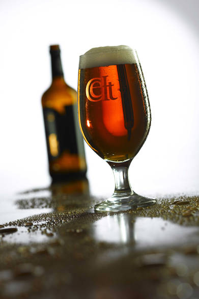 ケルト「ブロンズ」<br />アルコール分│4.5パーセント<br />容量│500mL<br />価格│980円