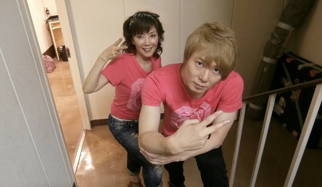 <strong>戸田恵子×植木 豪</strong>　10回目を迎えたカジュアルライブと新作Tシャツを語る<br /><br />ブラザーGOこと、植木 豪くんと