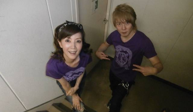 <strong>戸田恵子×植木 豪</strong>　10回目を迎えたカジュアルライブと新作Tシャツを語る<br /><br />ブラザーGOこと、植木 豪くんと