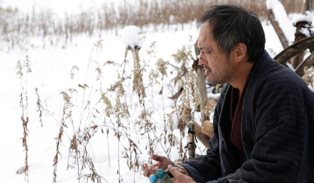 渡辺謙は、かつて“人斬り十兵衛”と恐れられた男を演じる　© 2013 Warner Entertainment Japan Inc.