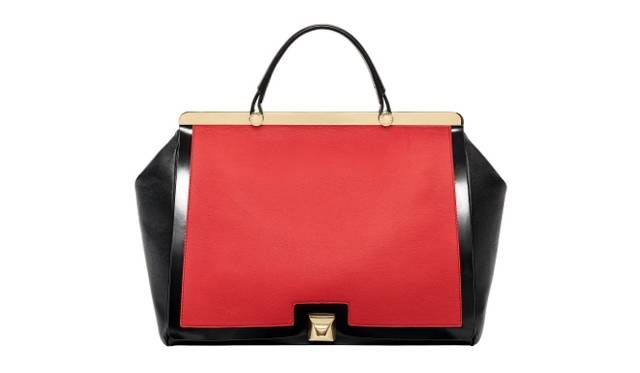 <strong>FURLA｜フルラ</strong>　秋冬シーズンを象徴する大迫力のビデオアート制作の舞台裏を公開<br /><br />CORTINA(コルティナ)[W34×H29×D13cm] 8万4000円