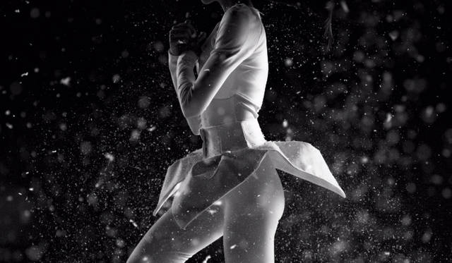 <strong>FURLA｜フルラ</strong>　秋冬シーズンを象徴する大迫力のビデオアート制作の舞台裏を公開