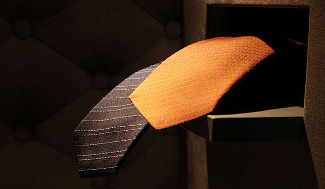 <strong>JOHN LOBB｜ジョンロブ</strong>　“パーソナルスタイル”ネクタイ