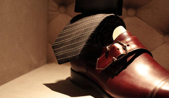 <strong>JOHN LOBB｜ジョンロブ</strong>　“パーソナルスタイル”ネクタイ
