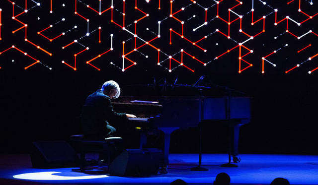 <strong>「Red Bull Music Academy 2013 New York」</strong>　坂本龍一 [Tony Blasko / Red Bull Content Pool]