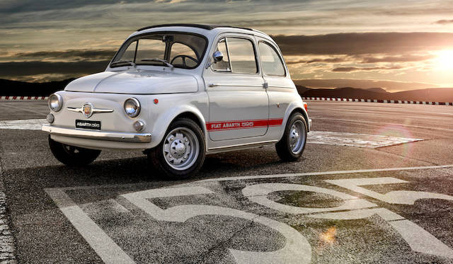 オリジナルの「アバルト 595」