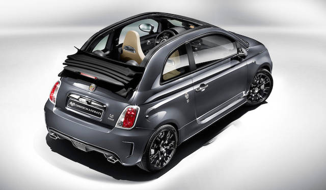 アバルト「695 エディツィオーネ マセラティ」にも、“Rcord Grey”と名付けられた特別カラーのモデルが登場。アバルトが発足した1949年にちなみ、49台限定で発売される