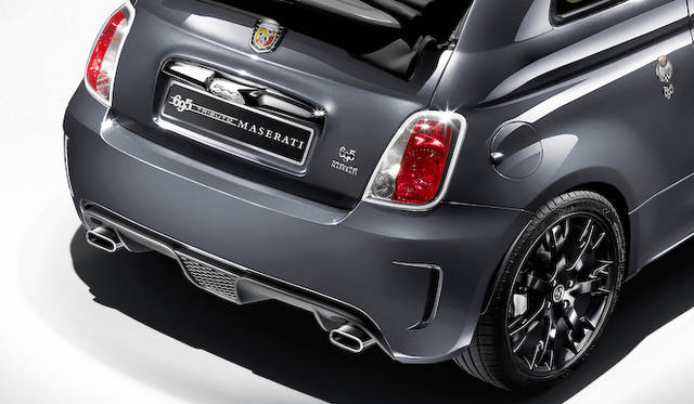 アバルト「695 エディツィオーネ マセラティ」にも、“Rcord Grey”と名付けられた特別カラーのモデルが登場。アバルトが発足した1949年にちなみ、49台限定で発売される