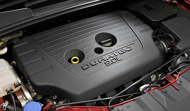 搭載されるパワーユニットは1,998ccの直列4気筒エンジン。最高出力125kW（170ps）、最大トルク202Nm（20.6kgm）を発揮し、直噴化とTi-VCT（吸排気独立可変バルブタイミング）技術によって、パワフルでありながら高い燃費性能を実現する