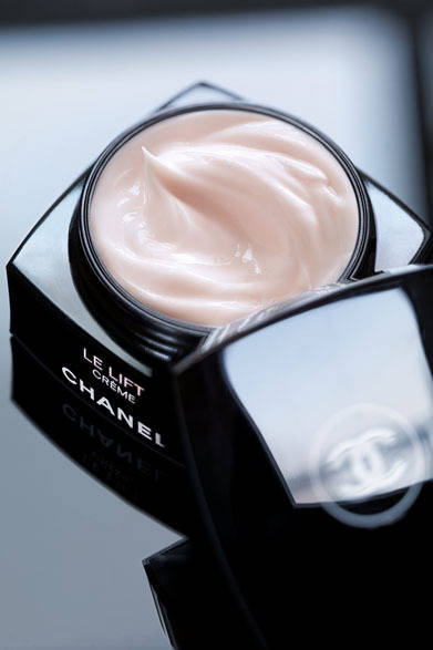 <strong> CHANEL｜シャネル</strong>　「LE LIFT（ル リフト）」　LE L クレーム（エモリエント クリーム）[50g] 1万6590円