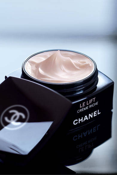 <strong> CHANEL｜シャネル</strong>　「LE LIFT（ル リフト）」　LE L クレーム リッシュ（エモリエント クリーム）[50g] 1万6590円