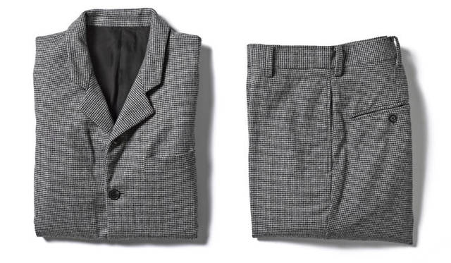 <strong>valveat 81｜ヴァルヴィート エイティーワン</strong>　「valveat 81」3周年コラボレーションアイテム　<strong>08 sircus×valveat 81</strong>　08 sircusとの限定コラボレーションは毎シーズン定評のあるカシミア混、ハウンドトゥース柄のウールフランネルのセットアップ。ジャケットはパットなしのアンコン仕立てで、軽く柔らかい着心地。スラックスはマーベルト仕様のフォーマルな仕立てながらも、ともに製品で湯通しをすることにより独特のシワやパッカリングなど、生地に表情を生み出している。ジャケット7万7700円、トラウザーズ4万7250円