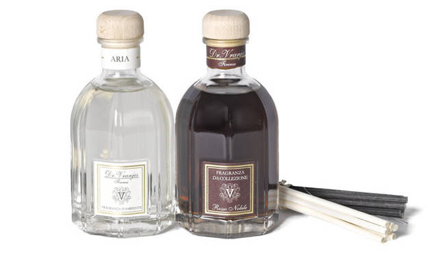 <strong>valveat 81｜ヴァルヴィート エイティーワン</strong>　「valveat 81」3周年コラボレーションアイテム　<strong>Dr.Vranjes×valveat 81</strong>　valveat 81オープン以来定評があり、顧客からの支持も厚いディフューザー。なかでも人気のARIAとROSSOの限定BOX（ROSSO/100ml）はvalveat 81のみで発売。BOXはイタリアにて特注。1万1550円