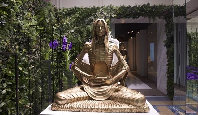 <strong>LOUIS VUITTON｜東京ステーションホテルで『Timeless Muses』展</strong>　©LOUIS VUITTON