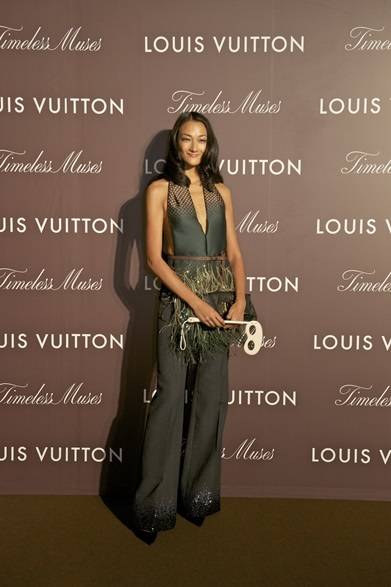 <strong>LOUIS VUITTON｜東京ステーションホテルで『Timeless Muses』展</strong>　冨永愛 ©LOUIS VUITTON