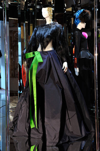 <strong>Schiaparelli｜スキャパレリ</strong> 2013年秋冬オートクチュールコレクション　「SOPRANO」　©Schiaparelli