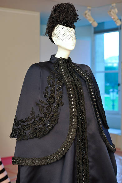 <strong>Schiaparelli｜スキャパレリ</strong> 2013年秋冬オートクチュールコレクション　「SCORPION」　©Schiaparelli