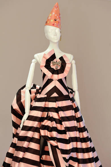 <strong>Schiaparelli｜スキャパレリ</strong> 2013年秋冬オートクチュールコレクション　「SABAYON」　©Schiaparelli