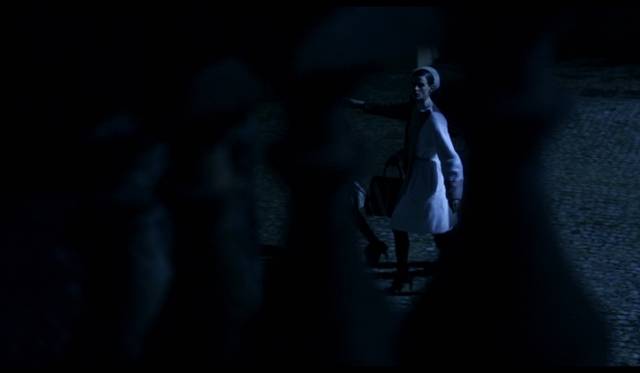 <strong>FENDI｜フェンディ</strong>　カール・ラガーフェルドによるホラータッチの新作ムービー『危険なお呼ばれ』