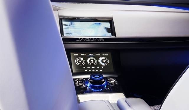 jaguar_frankfurt_c_x17_106