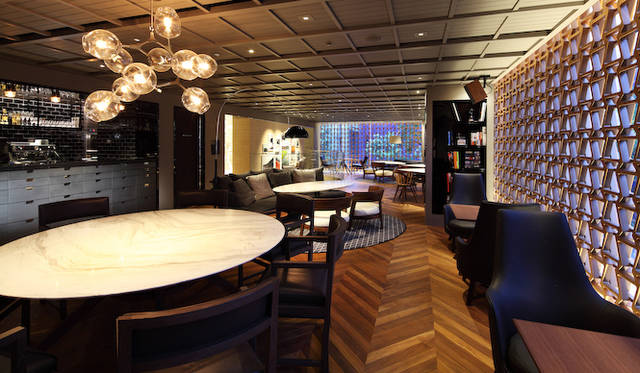 2Fのライブラリーラウンジでは、“今の時代の東京フード”をコンセプトにした食事も楽しめる