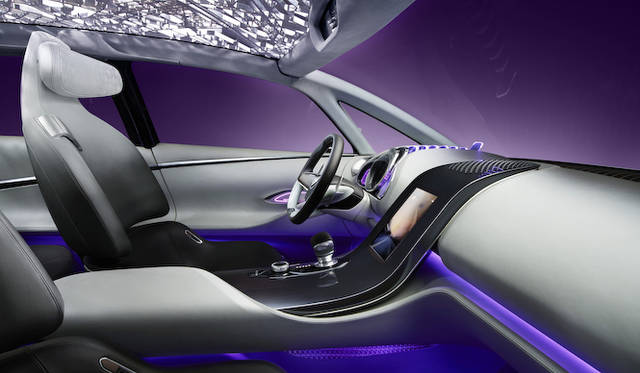 renault_initiale_paris_013