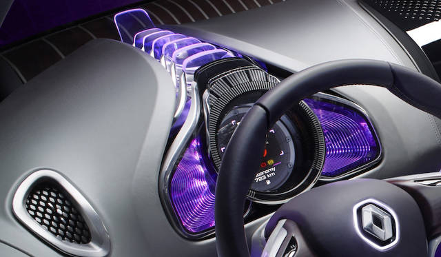 renault_initiale_paris_008