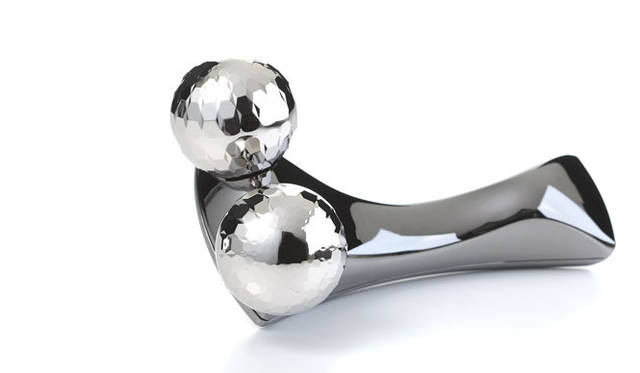 <strong>MTG｜エムティージー</strong>　プラチナ電子ローラー®「ReFa EXE for men（リファ エグゼ フォーメン）」