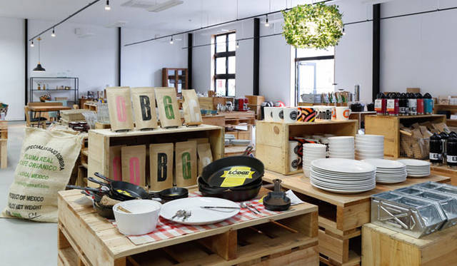 <strong>100percent｜100パーセント</strong>　カフェ＆インテリアショップ「MissionBay」　