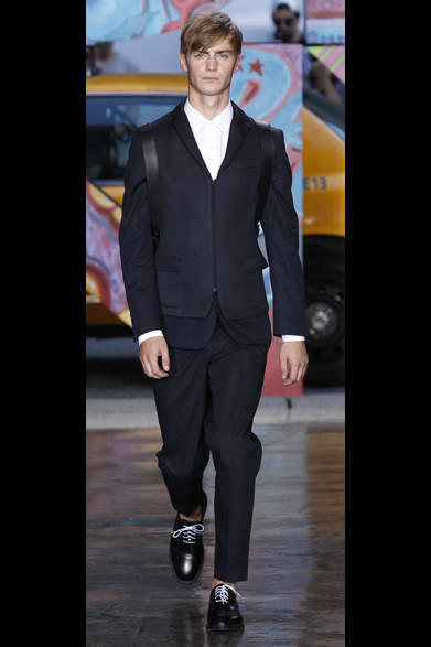 dkny_27