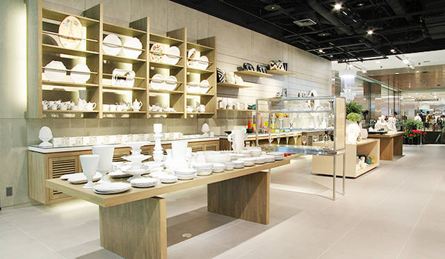 <strong>ESTNATION｜エストネーション</strong>　「エストネーション六本木ヒルズ店」リニューアルオープン　2階 ライフスタイルゾーン　