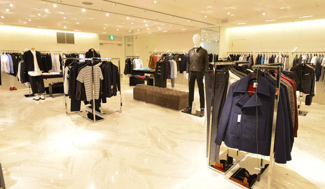 バーニーズ　ニューヨーク新宿店7階　